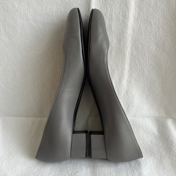 Bally Switzerland Halin.O Gray leather pumps size EU 40.5/US 10 small block heel - Picture 9 of 11